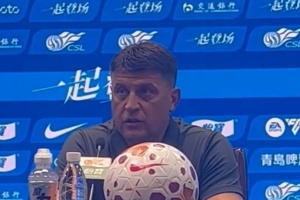 米洛耶维奇：吴曦和朱辰杰是榜样，今天他们和球队的发挥都很满意